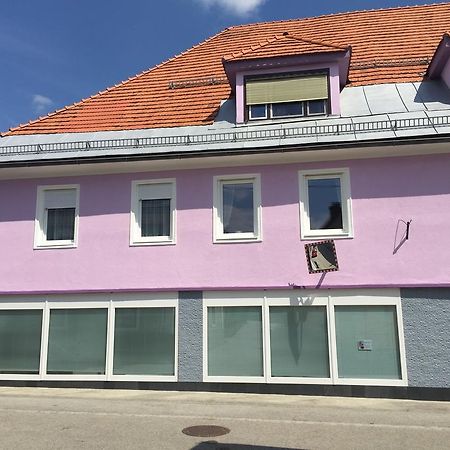 Апартаменты Haus Weisses Lamm Weitensfeld Экстерьер фото